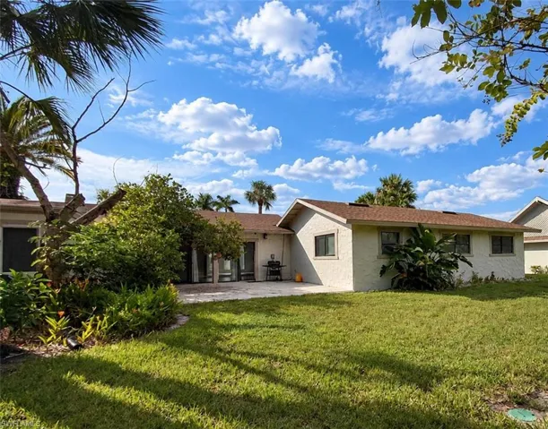4272 Island Cir B, Fort Myers, Florida 33919