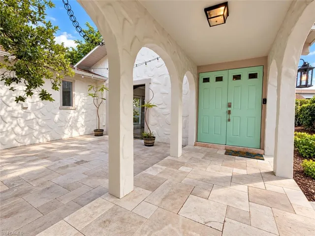 4272 Island Cir B, Fort Myers, Florida 33919