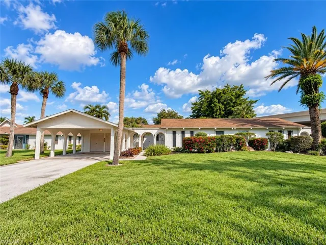 4272 Island Cir B, Fort Myers, Florida 33919