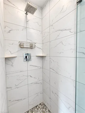 4272 Island Cir B, Fort Myers, Florida 33919