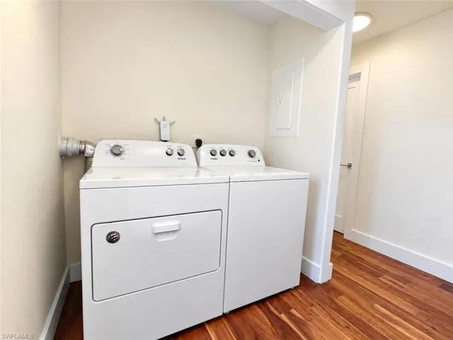 4272 Island Cir B, Fort Myers, Florida 33919