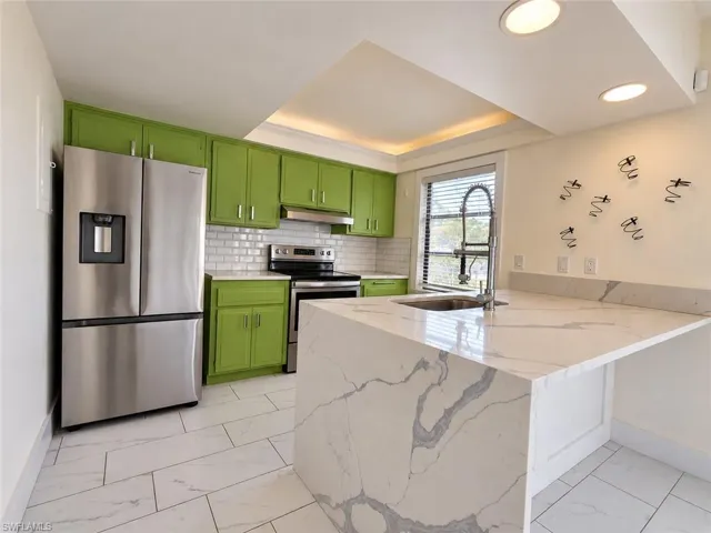 4272 Island Cir B, Fort Myers, Florida 33919