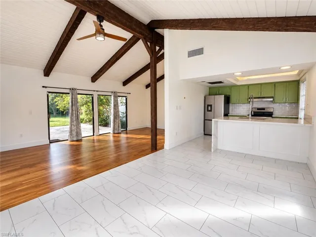 4272 Island Cir B, Fort Myers, Florida 33919