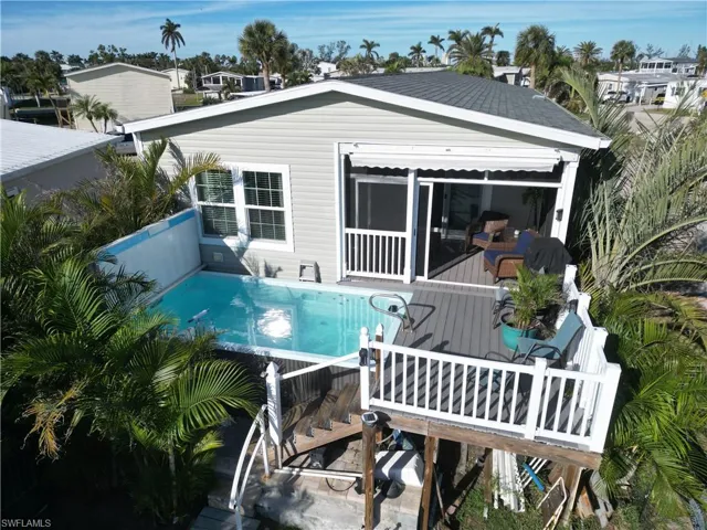 Skinny dipping is definitely permitted