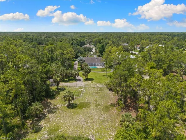 2481 22nd Ave Ne, Naples, Florida 34120