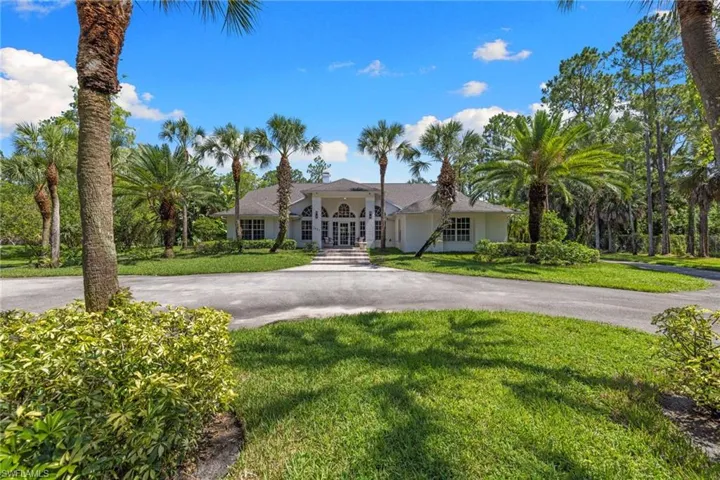2481 22nd Ave Ne, Naples, Florida 34120