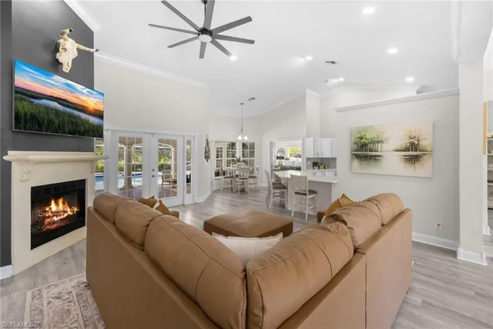 2481 22nd Ave Ne, Naples, Florida 34120