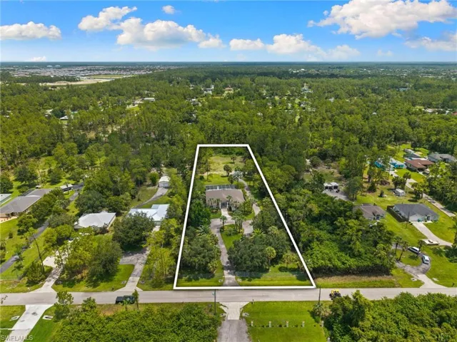 2481 22nd Ave Ne, Naples, Florida 34120