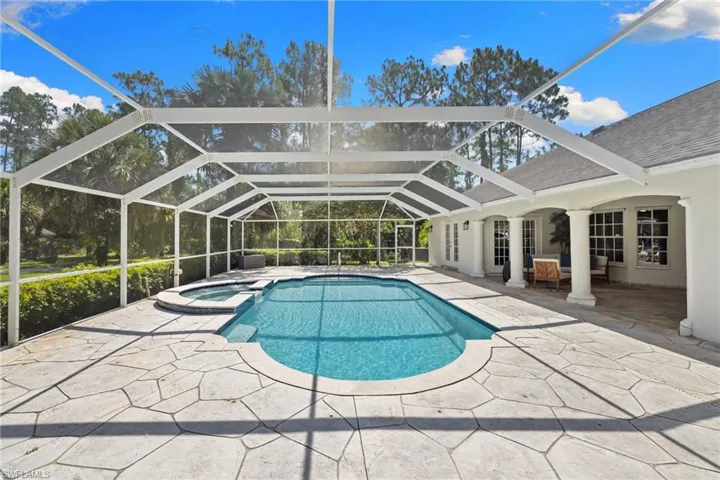 2481 22nd Ave Ne, Naples, Florida 34120