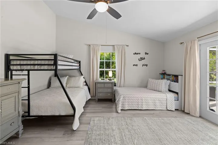 2481 22nd Ave Ne, Naples, Florida 34120