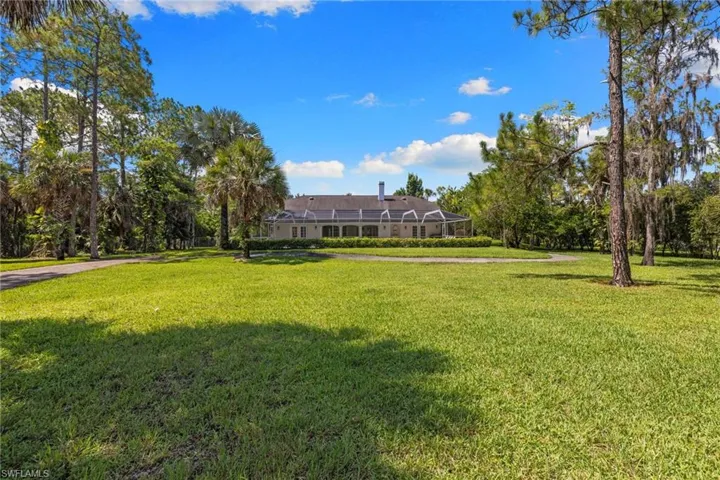 2481 22nd Ave Ne, Naples, Florida 34120