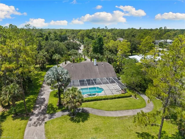 2481 22nd Ave Ne, Naples, Florida 34120