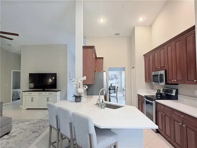 6345 Lexington Court 201, Naples, Florida 34110