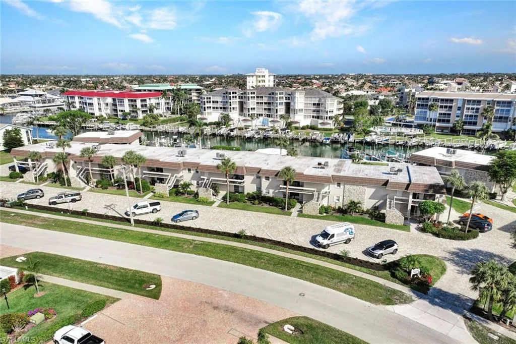 881 Panama CT, Marco Island, FL 34145,225002710