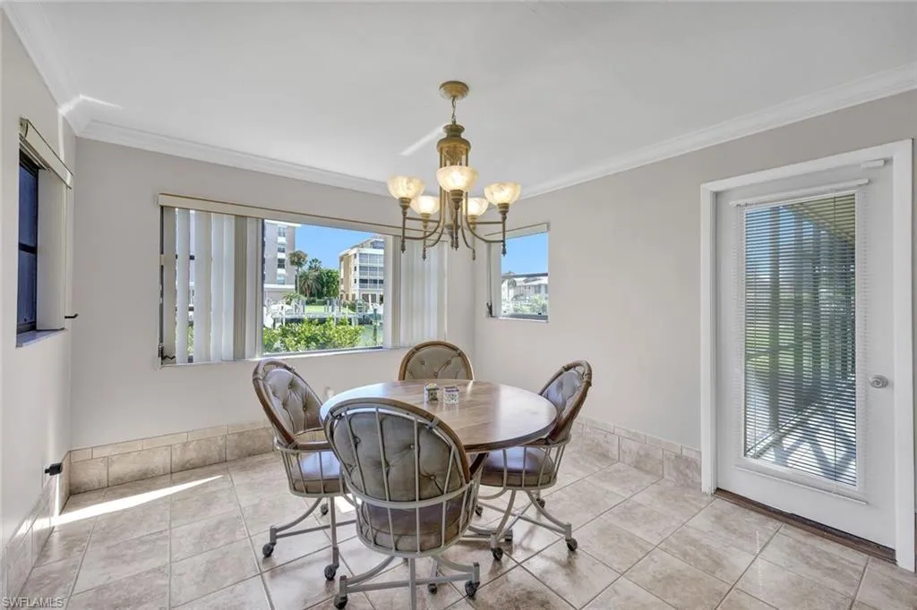 881 Panama CT, Marco Island, FL 34145,225002710