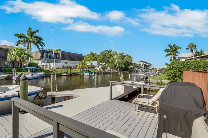 1400 Blue Point Ave 208, Naples, Florida 34102