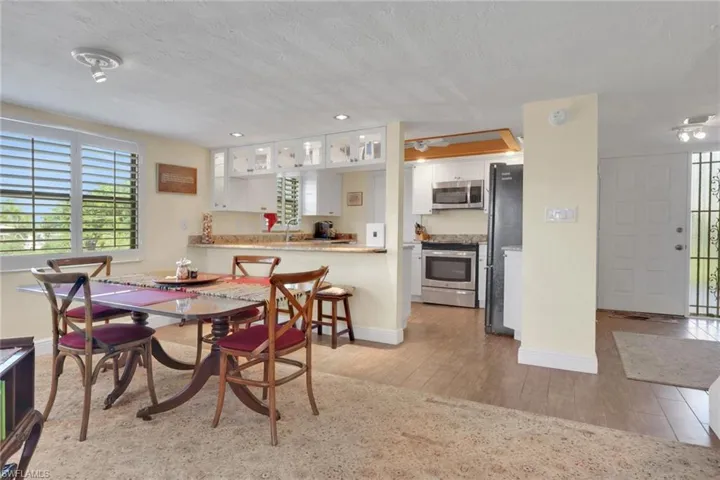 1400 Blue Point Ave 208, Naples, Florida 34102