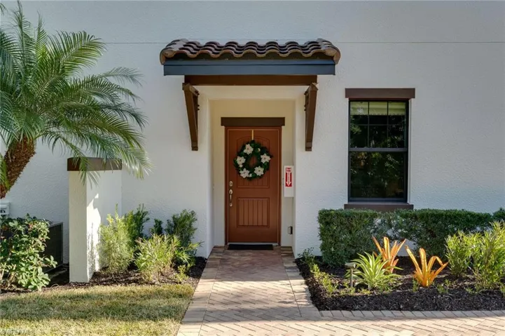 Entrance to property with brand new updated landscaping.