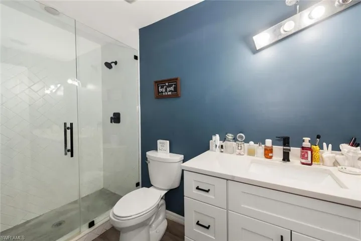 2049 Ne 25th St, Cape Coral, Florida 33909