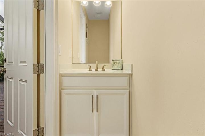 Half-bath accessible from the lanai.