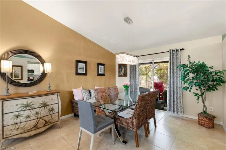 704  Meyer  DR, Naples, FL 34120