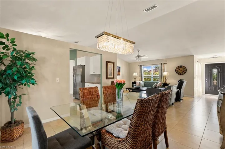 704  Meyer  DR, Naples, FL 34120