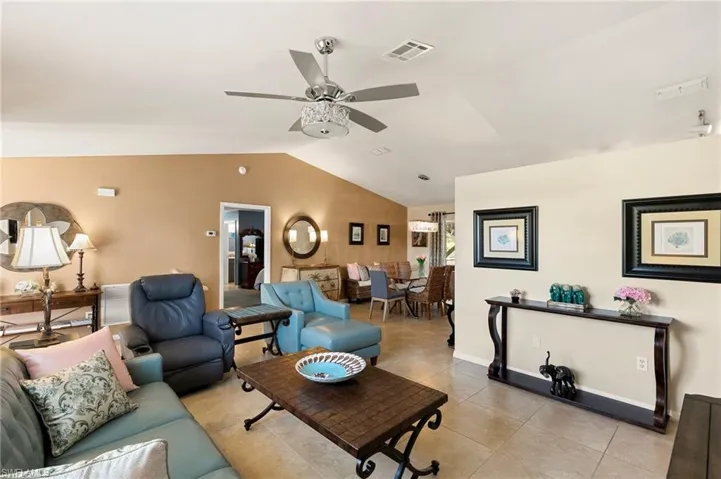 704  Meyer  DR, Naples, FL 34120
