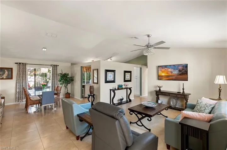 704  Meyer  DR, Naples, FL 34120