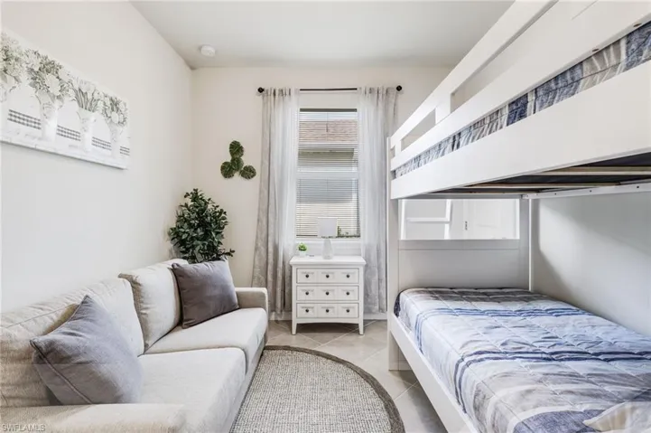 Bedroom 3 w/closet or great for a Den/office/craft room.