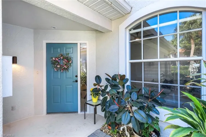 2140  Arielle  DR, Naples, FL 34109