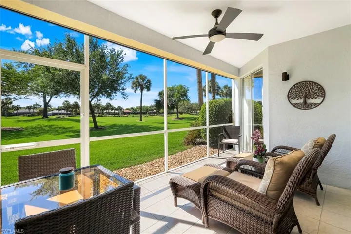 2140  Arielle  DR, Naples, FL 34109
