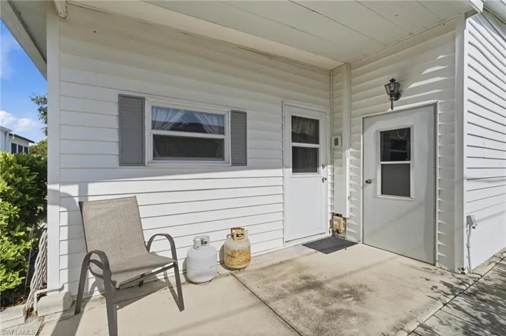 227 Santa Fe Trl, North Fort Myers, Florida 33917
