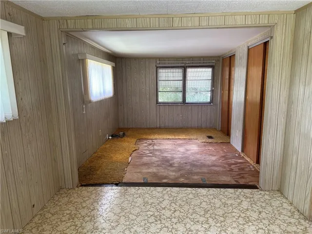 8395  Sevigny  DR, North Fort Myers, FL 33917