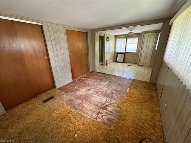 Unfurnished bedroom