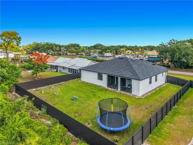 2905 4th St W, Lehigh Acres, Florida 33971