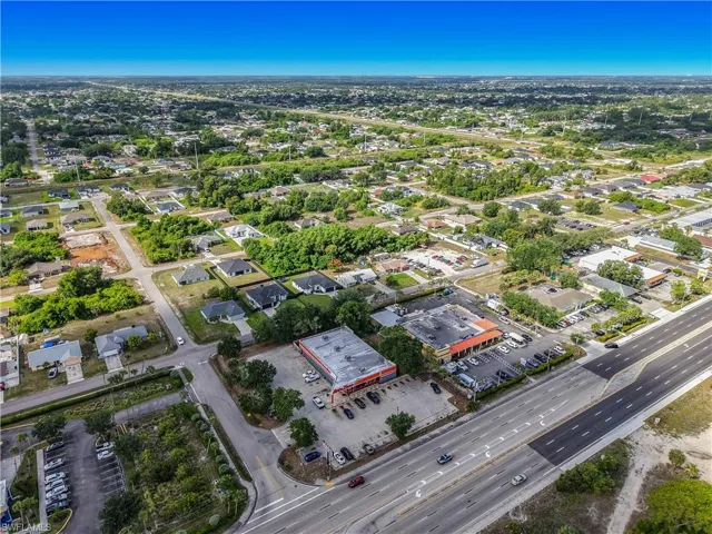 2905 4th St W, Lehigh Acres, Florida 33971