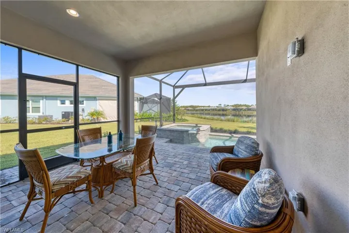 6421 Carnival Rd, Naples, Florida 34113