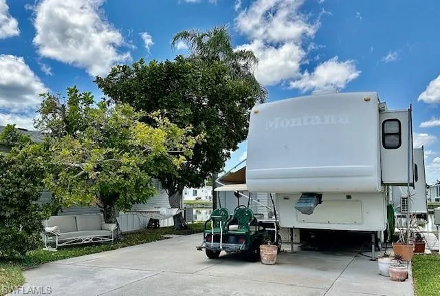 343  Bobcat  RUN, Naples, FL 34114