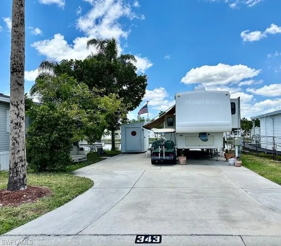 343  Bobcat  RUN, Naples, FL 34114