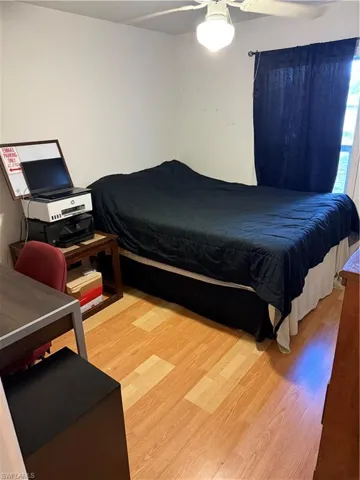 2205 Ne 1st Pl, Cape Coral, Florida 33909