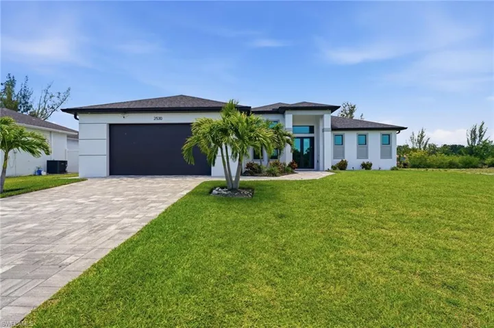 2530 SW 4th  PL, Cape Coral, FL 33914