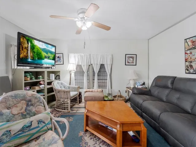 265 Fireball Ln, North Fort Myers, Florida 33917