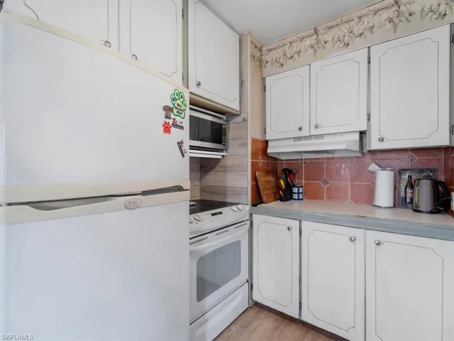 265 Fireball Ln, North Fort Myers, Florida 33917