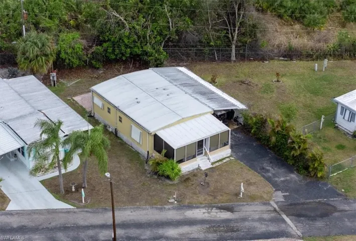 265 Fireball Ln, North Fort Myers, Florida 33917