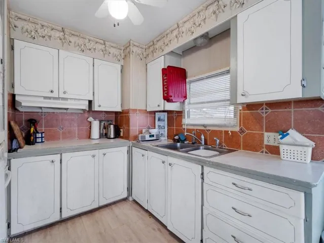 265 Fireball Ln, North Fort Myers, Florida 33917