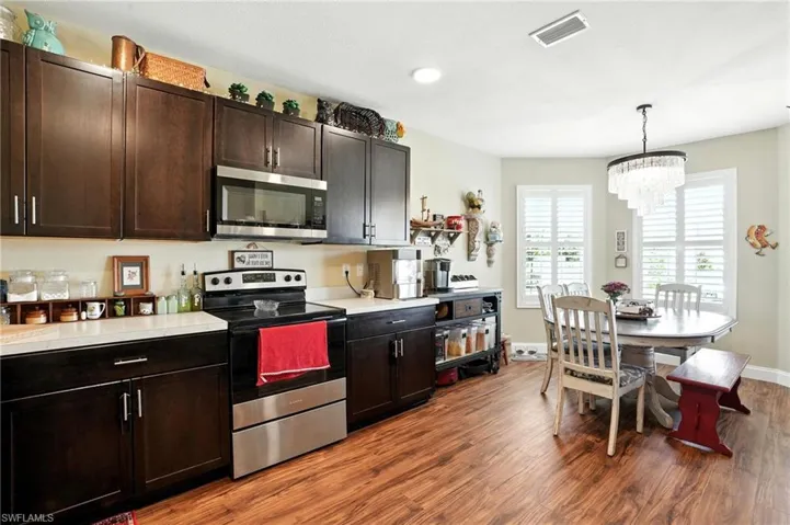 806  Champion  AVE, Lehigh Acres, FL 33971