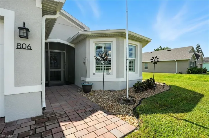 806  Champion  AVE, Lehigh Acres, FL 33971