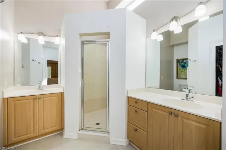 6168  Mandalay  CIR, Naples, FL 34112