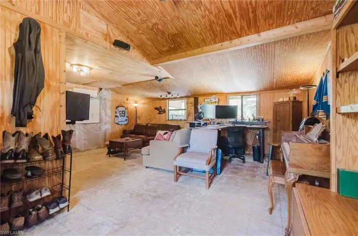 5500/5510 Pangola Rd, Fort Myers, Florida 33905