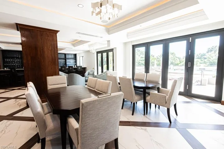 Common area dining space